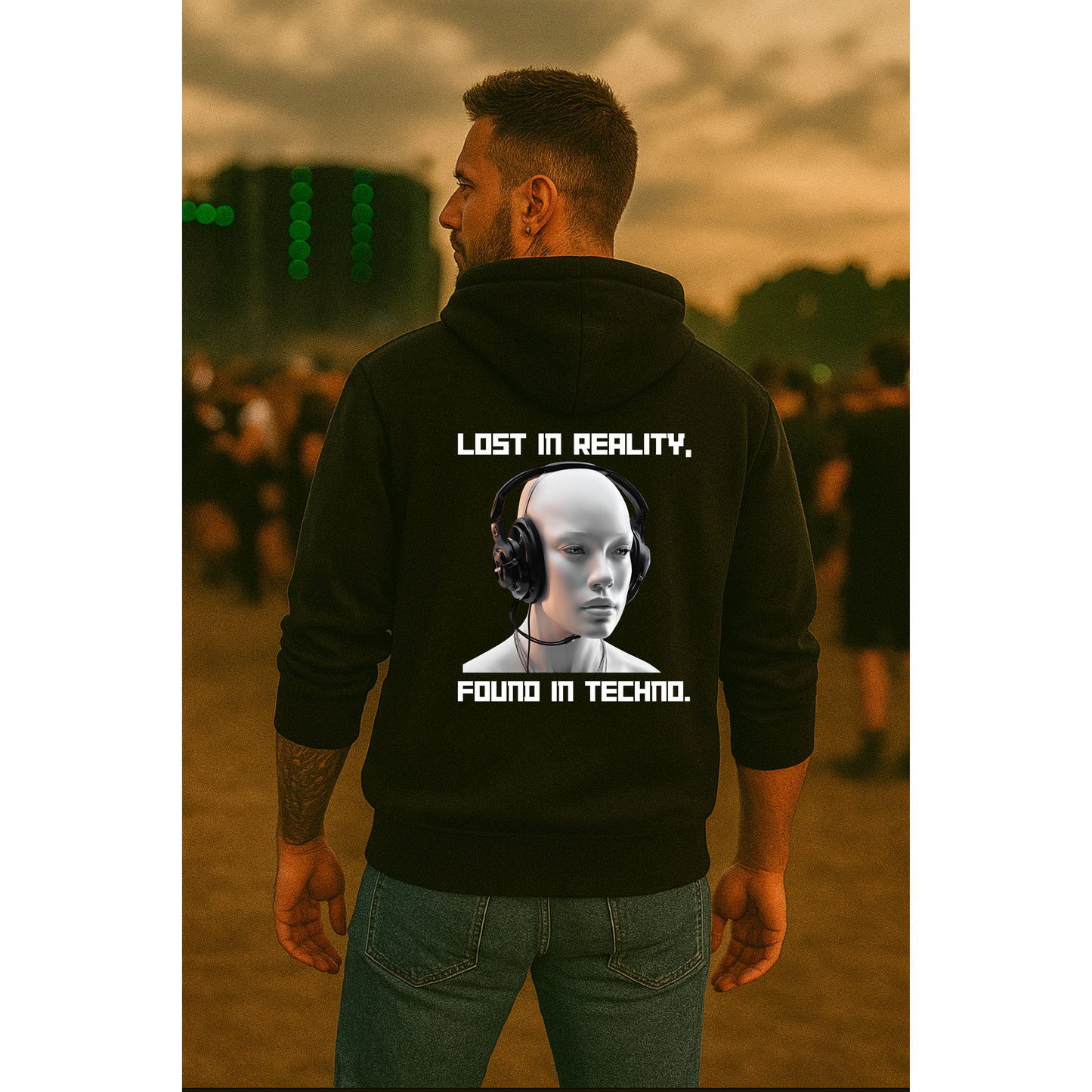 LOST in REALITY - Hoodie